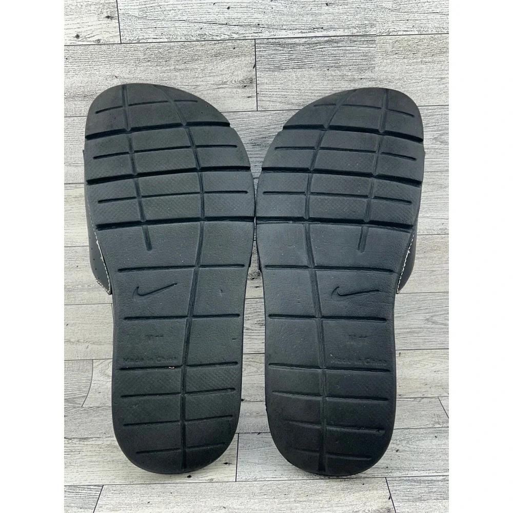 Nike comfort footbed